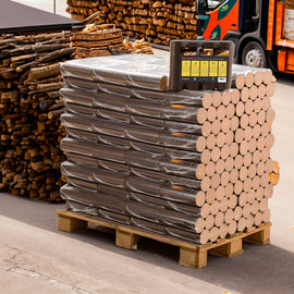 Ronde beukenbriketten in 96 zakken van 10 kg per stuk